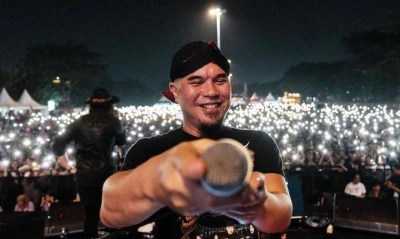 Ahmad Dhani Bocorkan Pendamping Al Ghazali Saat Nikah, Maia dan Mulan Bakal Satu Pelaminan?