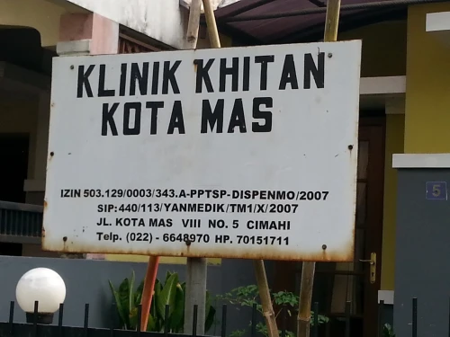 Klinik Khitan Kota Mas