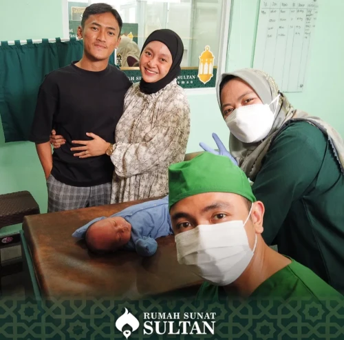 Rumah Sunat Sultan Bandung