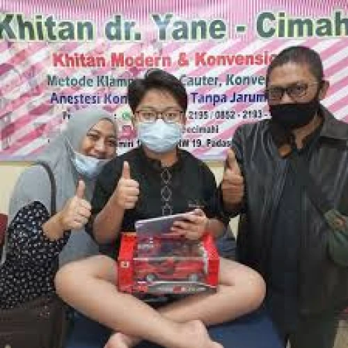 Praktek Khitan dr Yane Cimahi