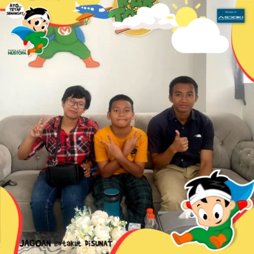 Rumah Khitan Mustopa - Garut