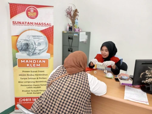 Rumah Sunat dr. Mahdian (Jakarta Selatan)